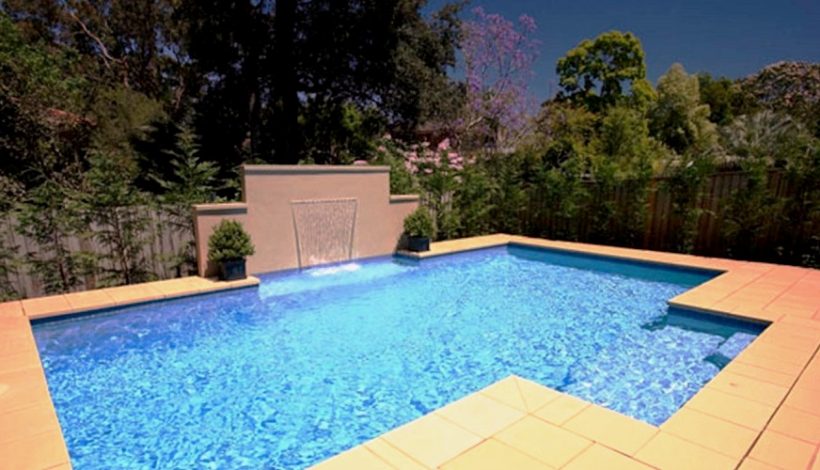 The Pros And Cons Of A Concrete Pool